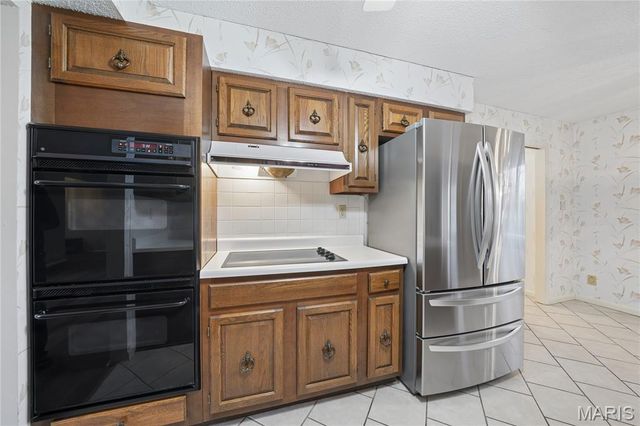 14342 Lake Tahoe Drive, Chesterfield, MO 63017