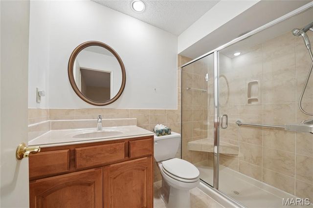 14342 Lake Tahoe Drive, Chesterfield, MO 63017