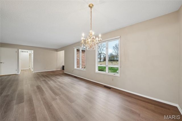 14342 Lake Tahoe Drive, Chesterfield, MO 63017