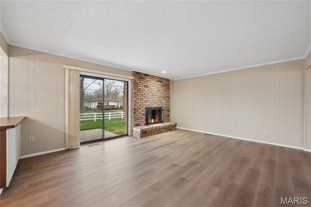 14342 Lake Tahoe Drive, Chesterfield, MO 63017