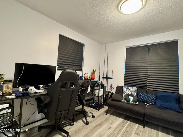 353 WILDWOOD Lane, Orange Park, FL 32073