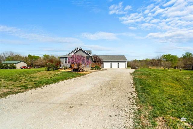 3673 Stewart Farm Road, Wamego, KS 66547