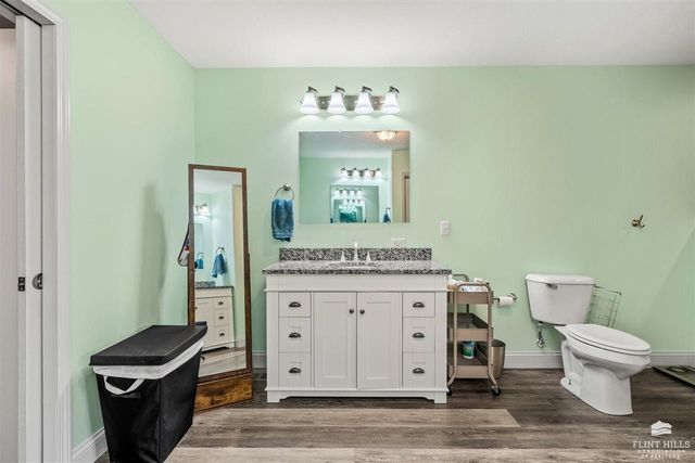 3673 Stewart Farm Road, Wamego, KS 66547