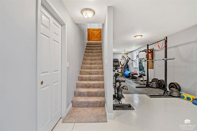 3673 Stewart Farm Road, Wamego, KS 66547