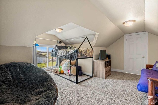 3673 Stewart Farm Road, Wamego, KS 66547