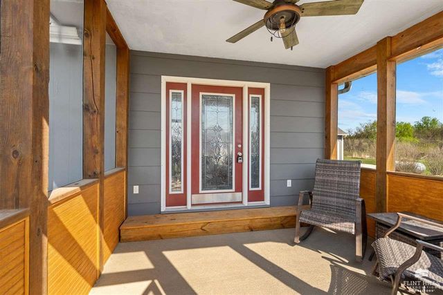 3673 Stewart Farm Road, Wamego, KS 66547