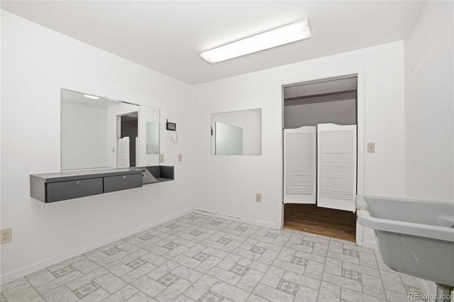 3378 S Elkhart Street, Aurora, CO 80014