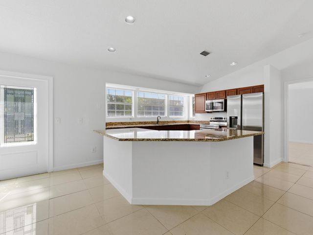 14242 77th Place N, The Acreage, FL 33470