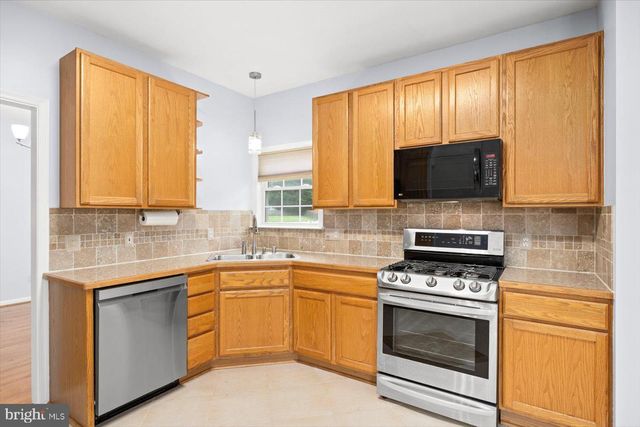 11914 SMOKETREE BLVD, Fredericksburg, VA 22407