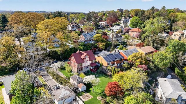 34 Winnebago Road, Yonkers, NY 10710