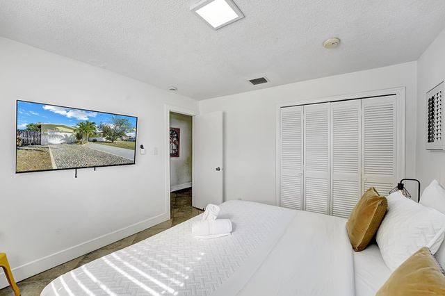 6481 Kimberly Boulevard, North Lauderdale, FL 33068