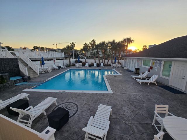 3506 Cove View Boulevard 1324, Galveston, TX 77554