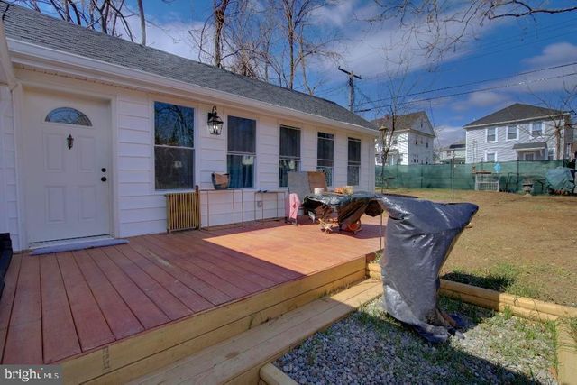 2924 VIRGINIA AVE, Baltimore, MD 21215