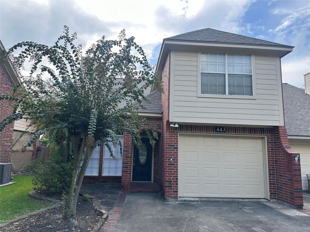 443 N Rivershire Drive, Conroe, TX 77304