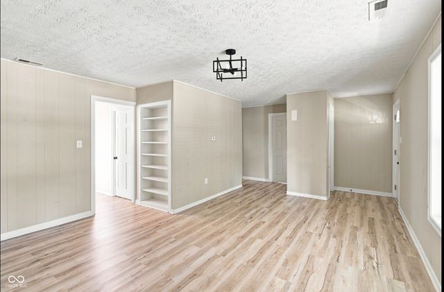 6120 E 24th Street, Indianapolis, IN 46219
