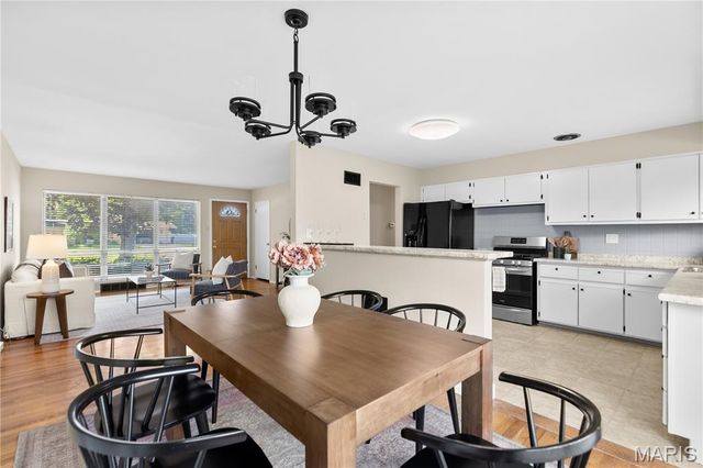 10 Media Drive, St Louis, MO 63146