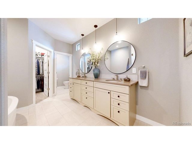 726 6th St, Berthoud, CO 80513