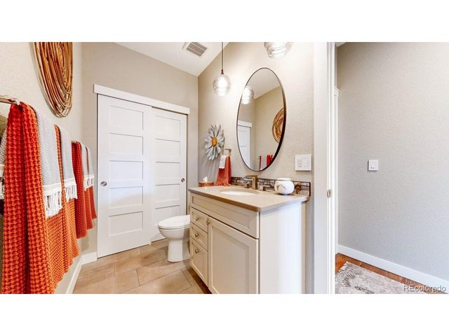 726 6th St, Berthoud, CO 80513