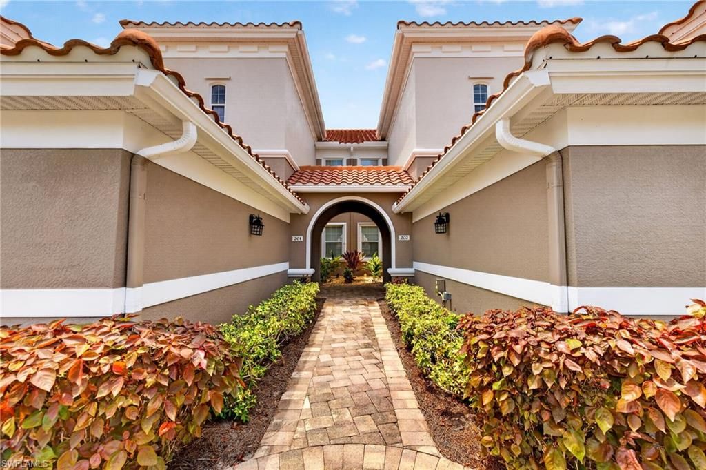 12894 New Market ST 202, FORT MYERS, FL 33913 — photo 3