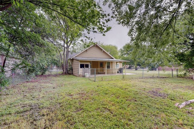 705 Madison Street, Cleburne, TX 76033