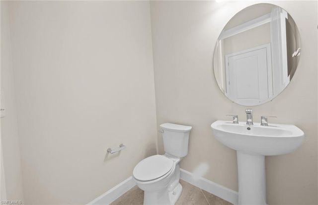 7136 Chapel Creek LN, North Fort Myers, FL 33917