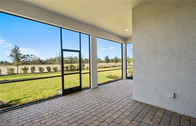 7136 Chapel Creek LN, North Fort Myers, FL 33917