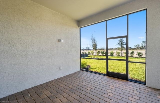 7136 Chapel Creek LN, North Fort Myers, FL 33917