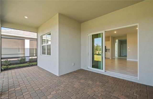 7136 Chapel Creek LN, North Fort Myers, FL 33917