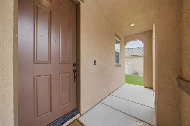 581 Pooish, San Jacinto, CA 92582