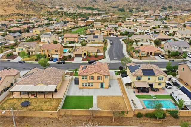 581 Pooish, San Jacinto, CA 92582
