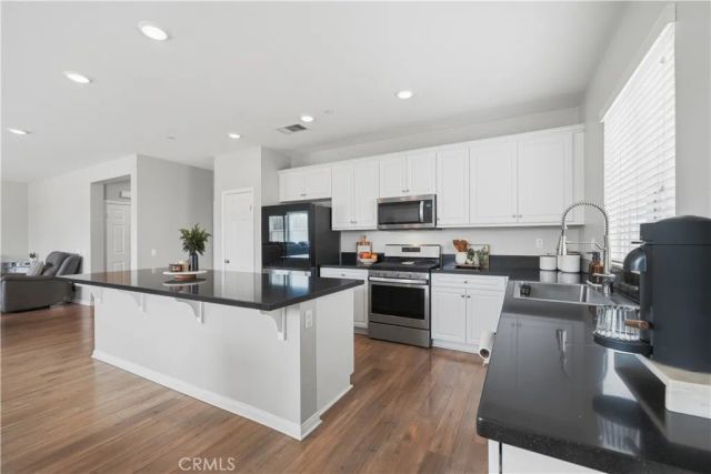 581 Pooish, San Jacinto, CA 92582
