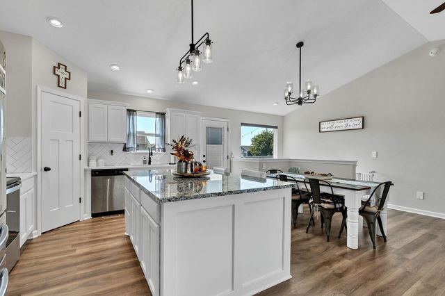291 W Dusk Dr, Rose Hill, KS 67133