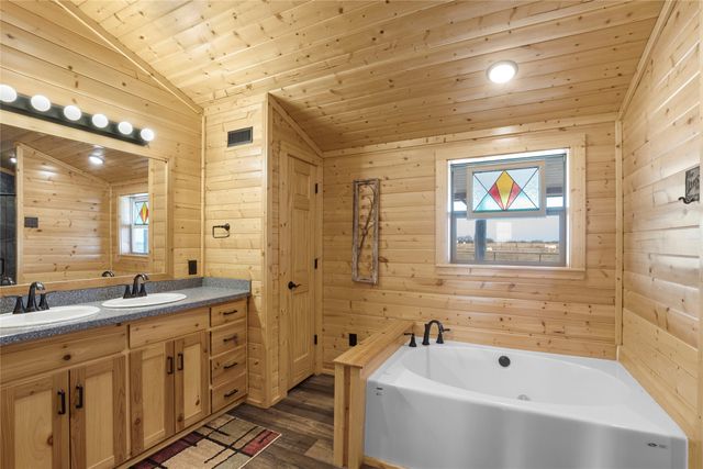 2290 Brooks Lane, Sadler, TX 76264