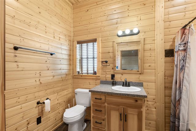 2290 Brooks Lane, Sadler, TX 76264