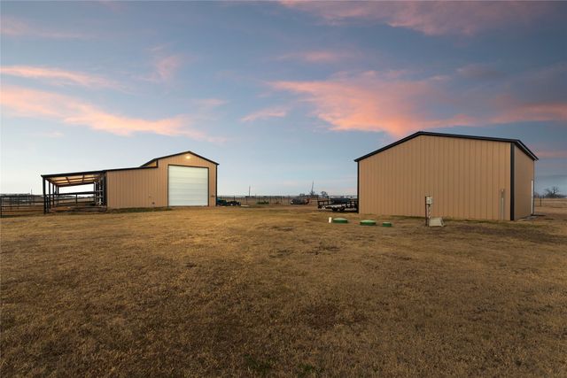 2290 Brooks Lane, Sadler, TX 76264