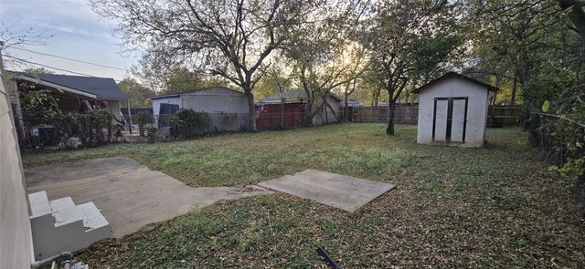 405 6th Street, Grand Prairie, TX 75051