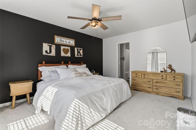 2220 Pinnacle View Drive, Kings Mountain, NC 28086