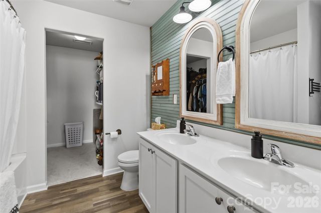 2220 Pinnacle View Drive, Kings Mountain, NC 28086