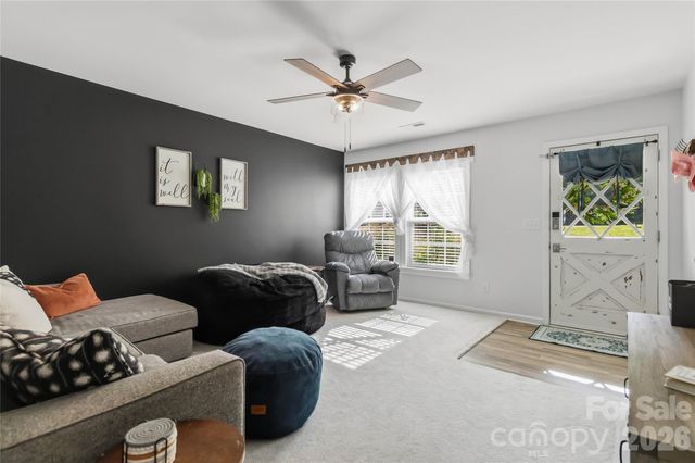 2220 Pinnacle View Drive, Kings Mountain, NC 28086