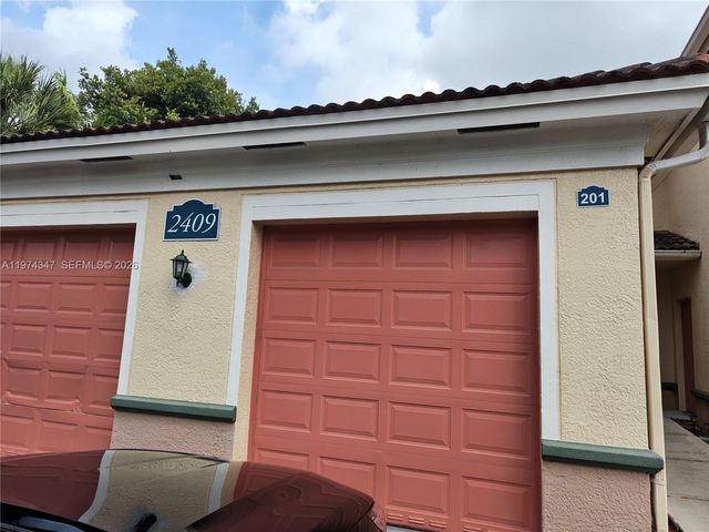2409 Centergate Dr 201, Miramar, FL 33025
