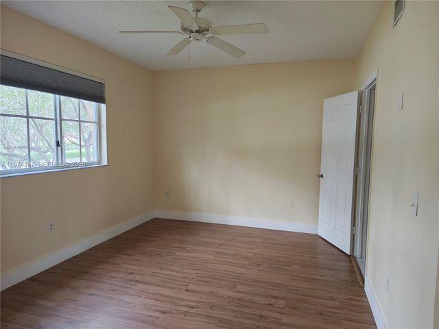 2409 Centergate Dr 201, Miramar, FL 33025