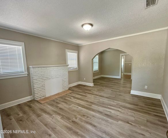 28 W 35TH Street, Jacksonville, FL 32206