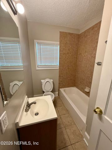 28 W 35TH Street, Jacksonville, FL 32206