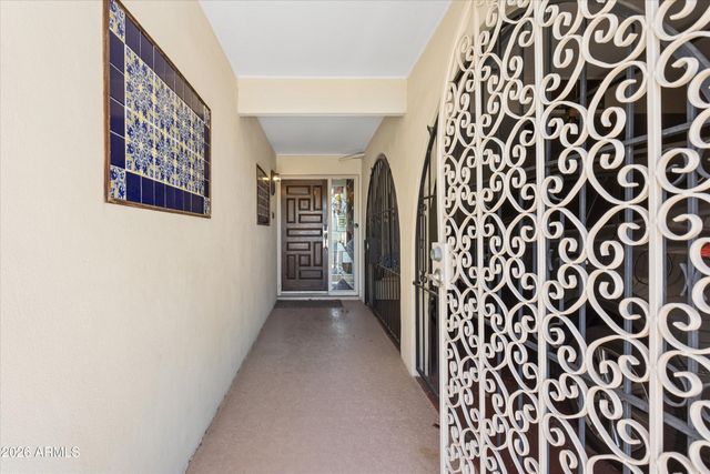 6922 E EXETER Boulevard, Scottsdale, AZ 85251