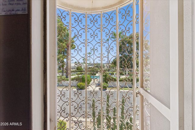 6922 E EXETER Boulevard, Scottsdale, AZ 85251