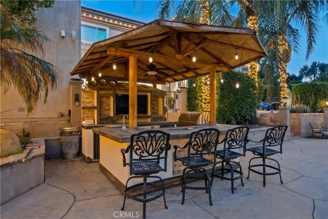 9735 Baden, Chatsworth, CA 91311