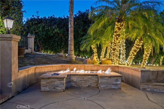 9735 Baden, Chatsworth, CA 91311