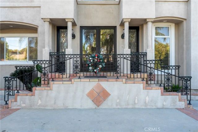 9735 Baden, Chatsworth, CA 91311