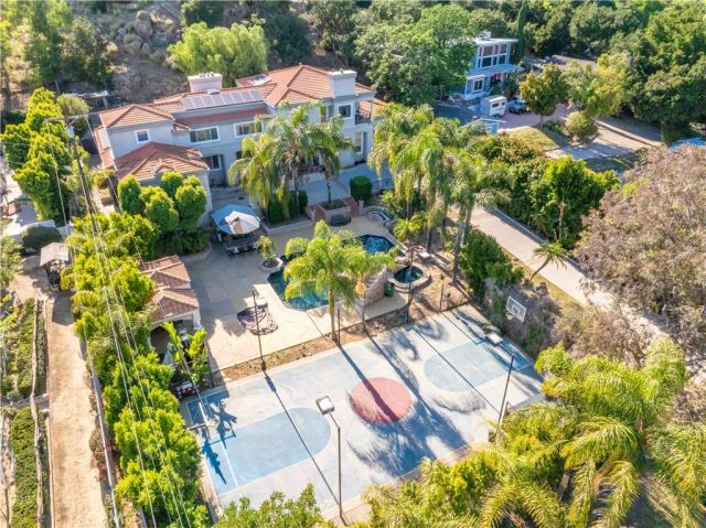 9735 Baden, Chatsworth, CA 91311