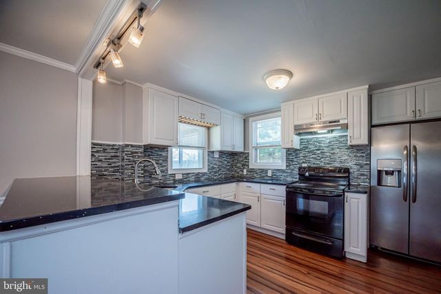 100 LINCOLN AVE, New Castle, DE 19720